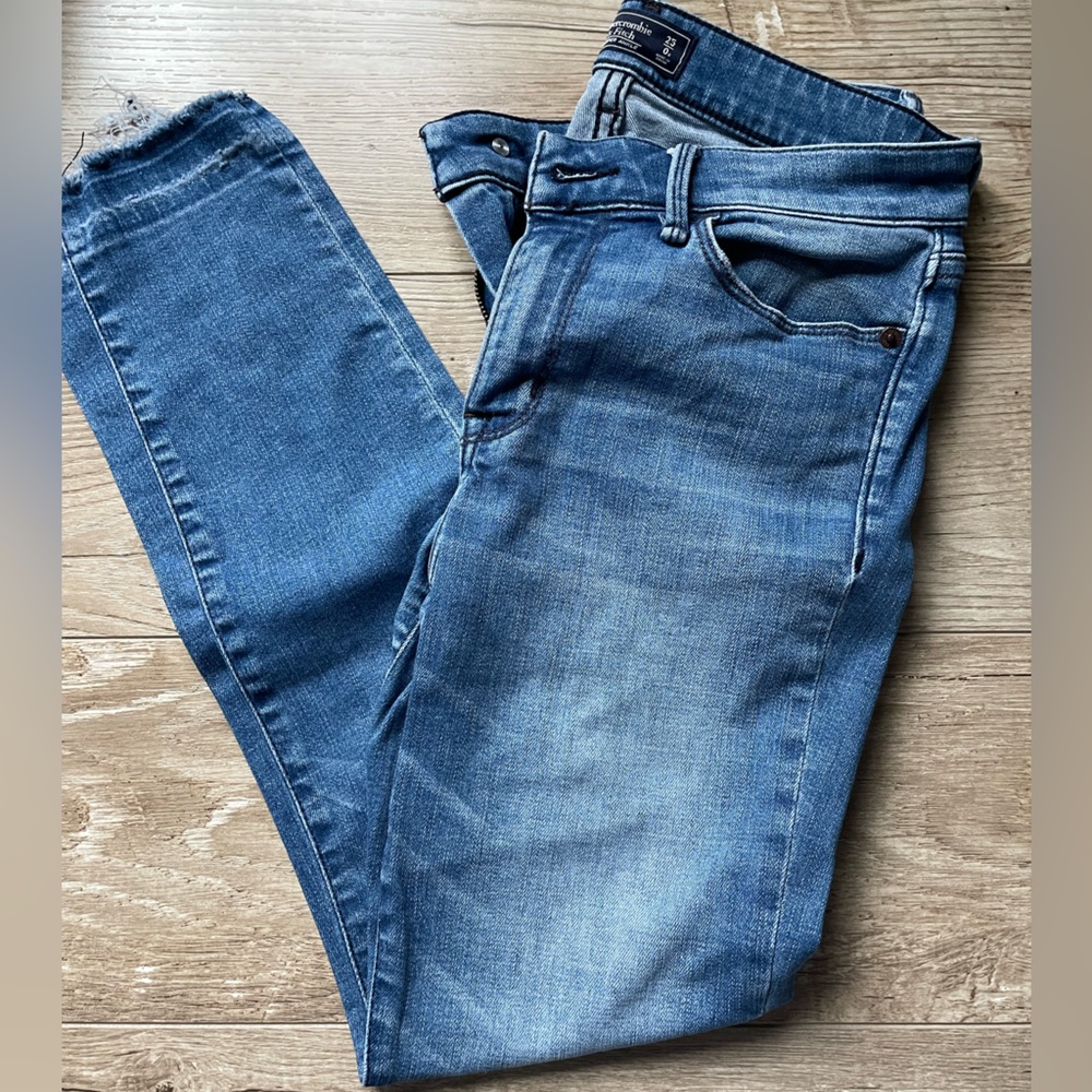Abercrombie jeans